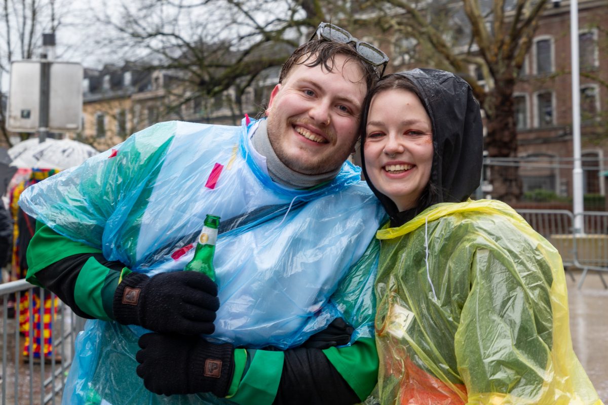 Rosenmontagszug in Eupen
