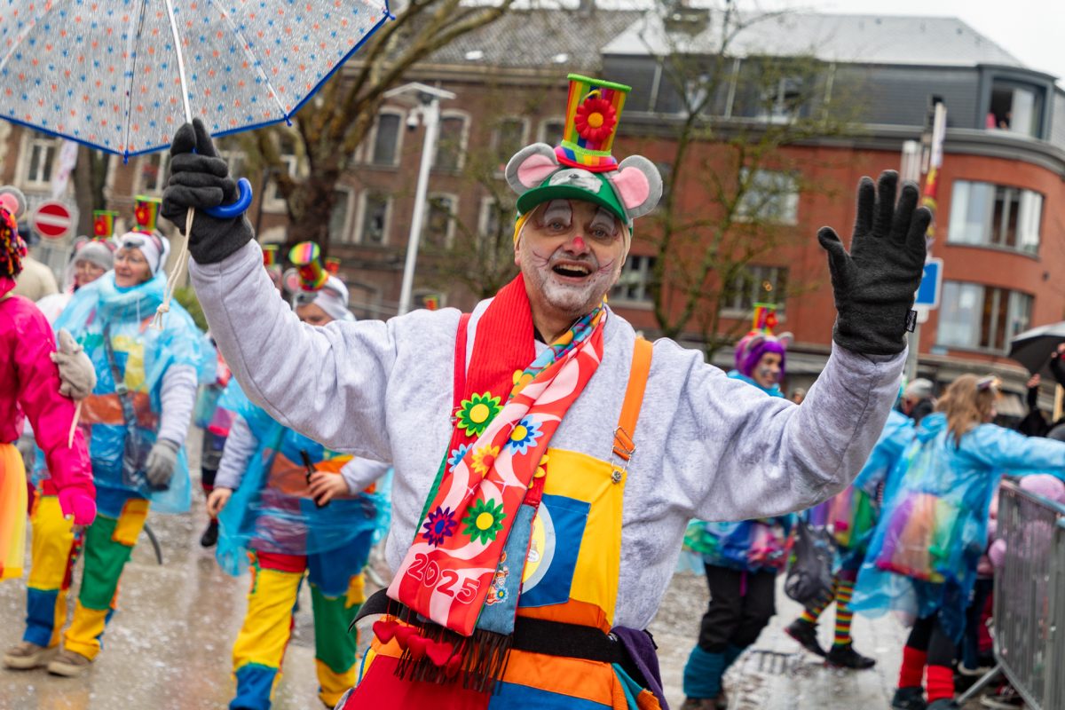 Rosenmontagszug in Eupen