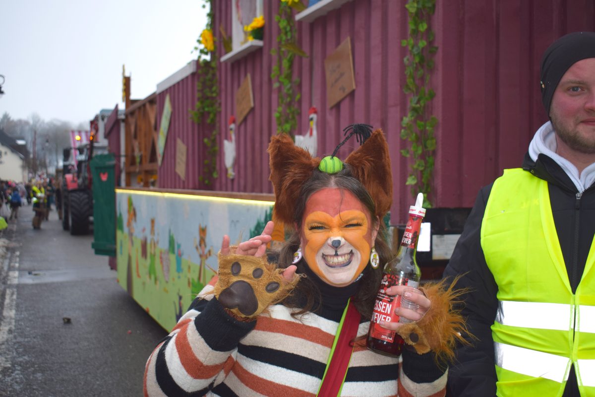 Rosenmontagszug in Büllingen