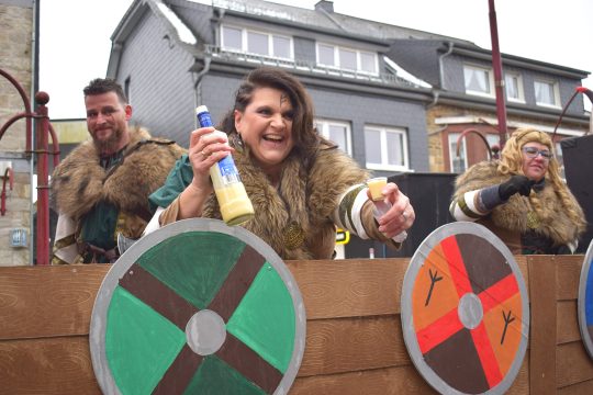 Rosenmontagszug in Büllingen