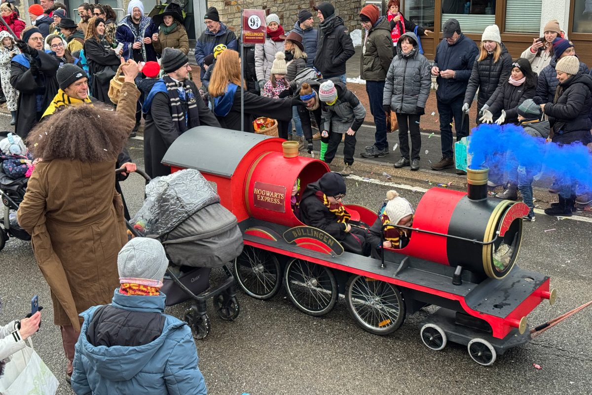 Rosenmontagszug in Büllingen