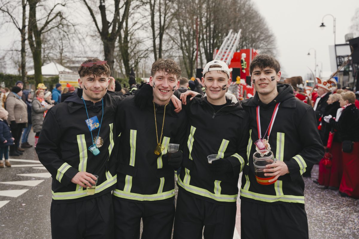 Rosenmontagszug in Bütgenbach 2026