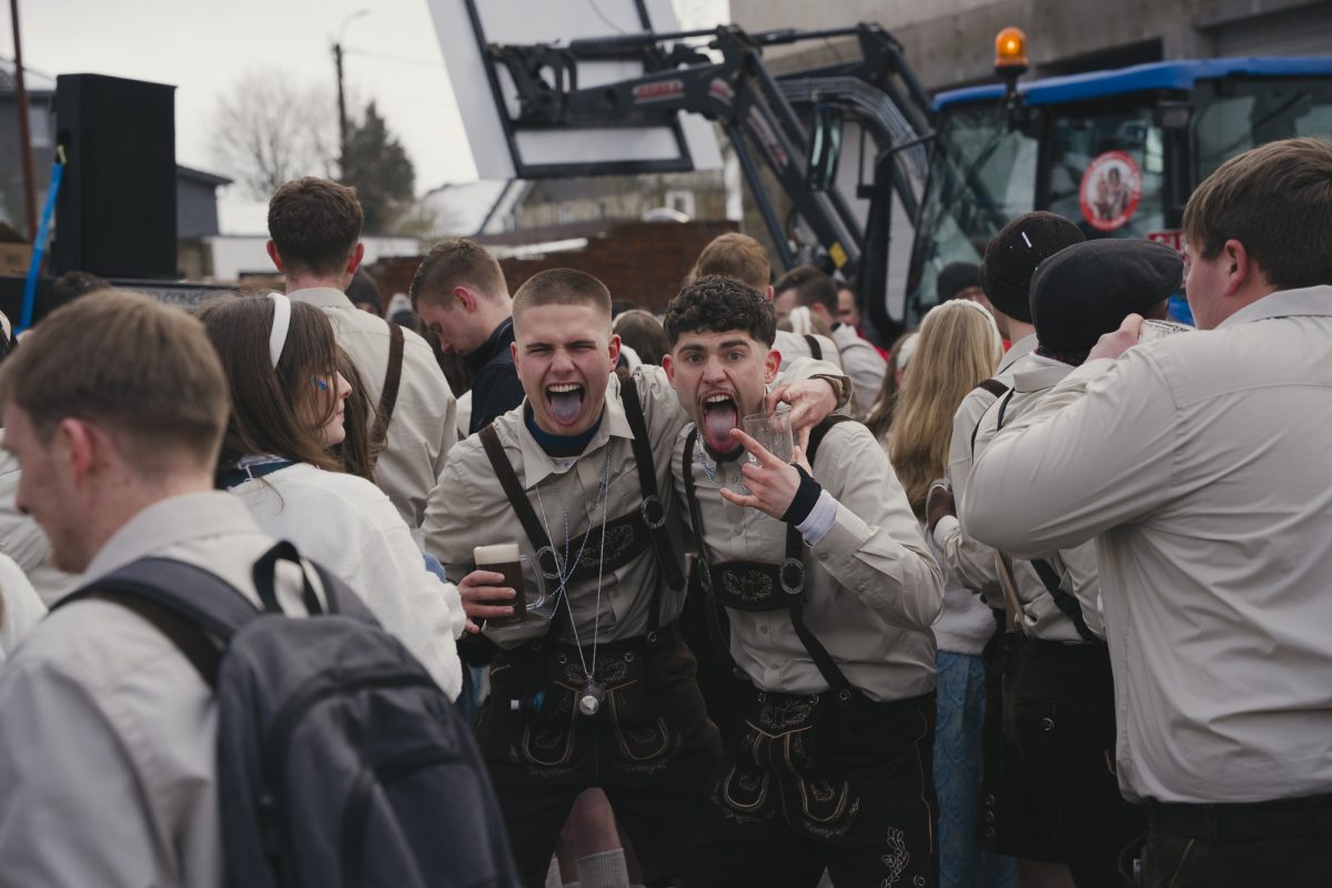 Rosenmontagszug in Bütgenbach 2026