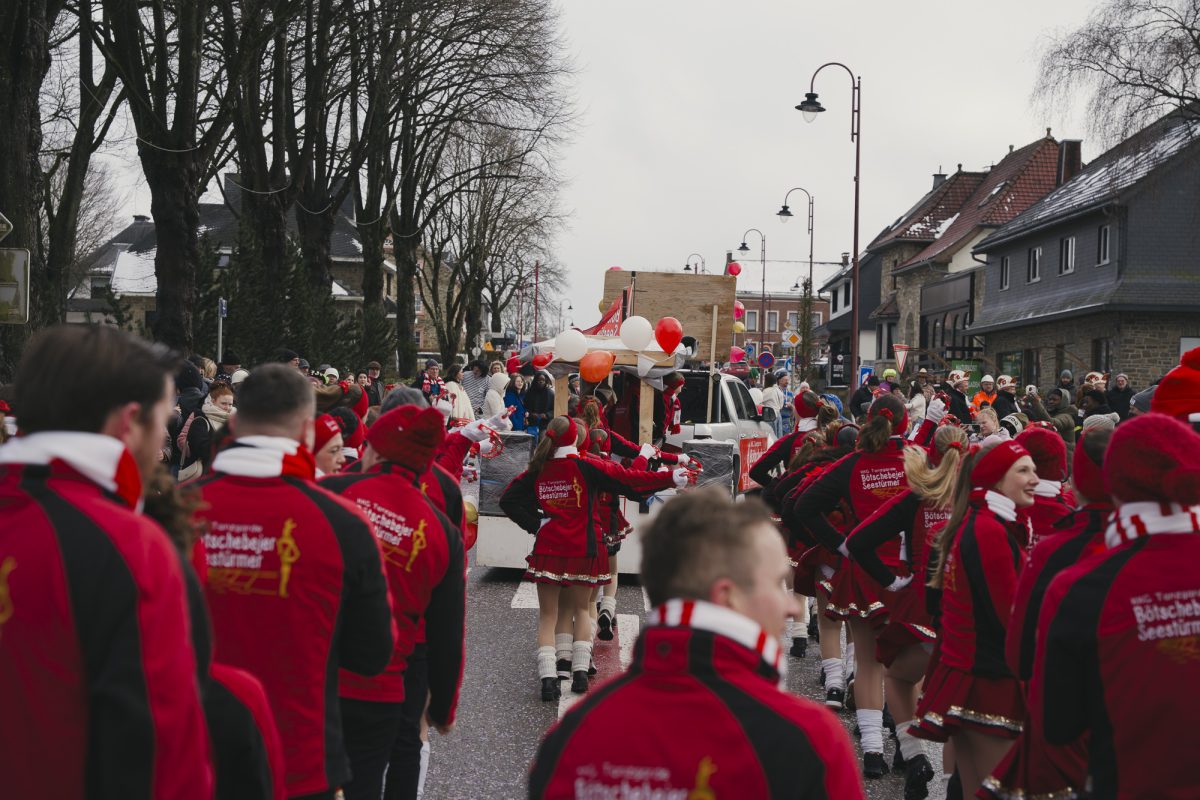 Rosenmontagszug in Bütgenbach 2026