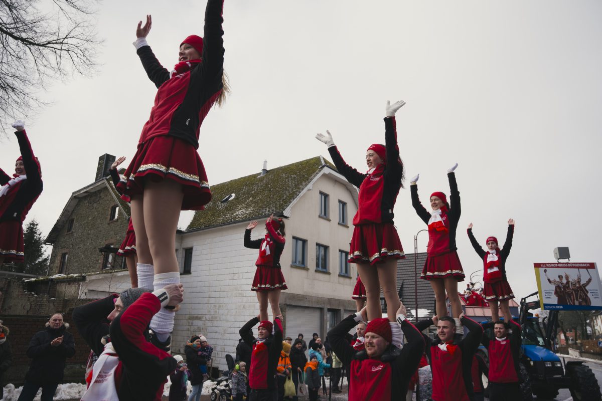 Rosenmontagszug in Bütgenbach 2026