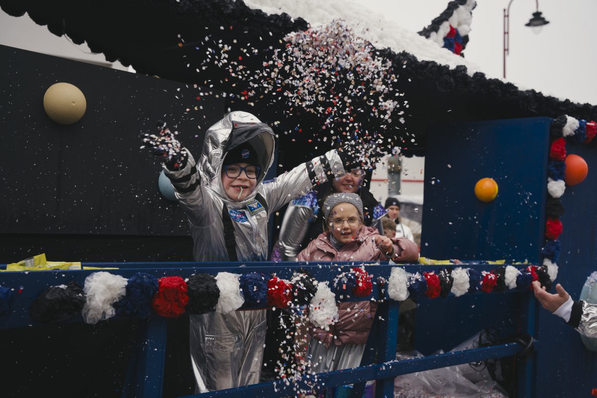 Rosenmontagszug in Bütgenbach 2026
