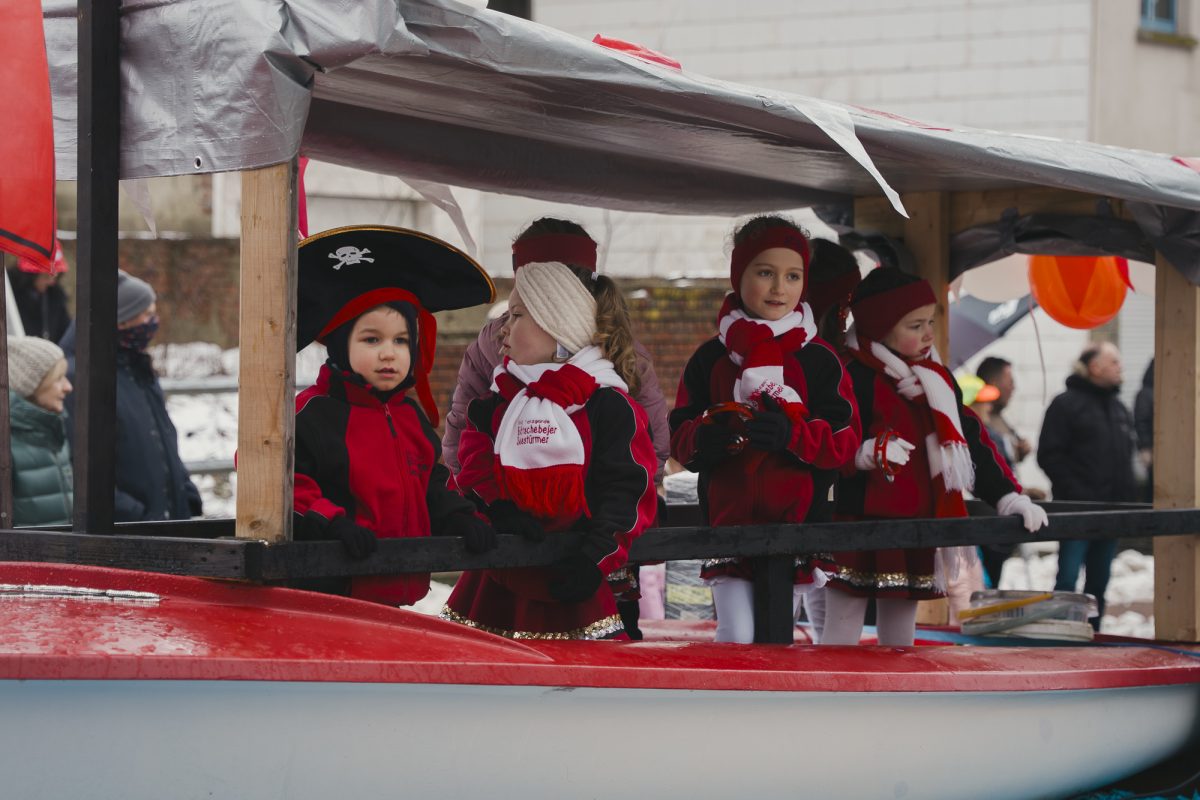 Rosenmontagszug in Bütgenbach 2026