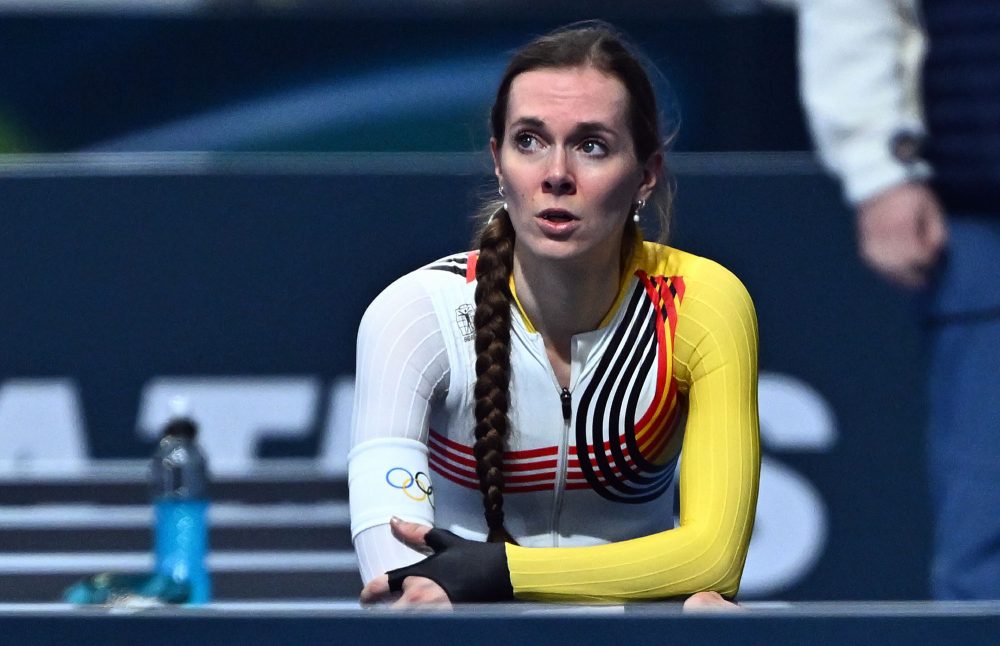 Eisschnellläuferin Sandrine Tas hat die Bronzemedaille über 5.000 Meter knapp verpasst