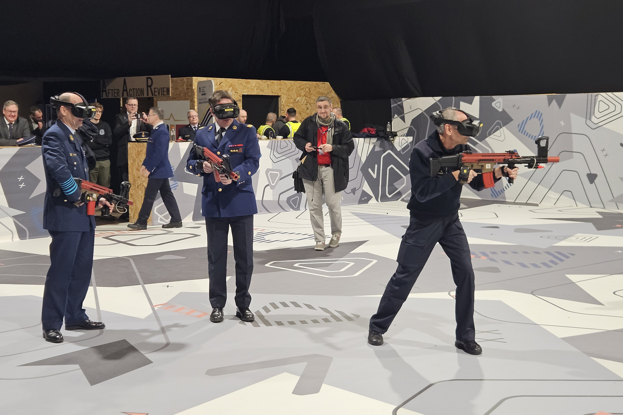 VR-statt-Kartonkulissen-Neues-Hightech-Trainingszentrum-f-r-Polizei-und-Milit-r-in-Br-ssel