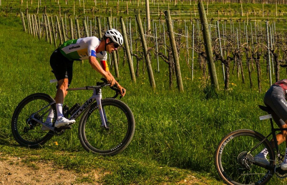 Arne Janssens bei "The Hills" im italienischen Susegana, im Rahmen der Gravel Earth Series