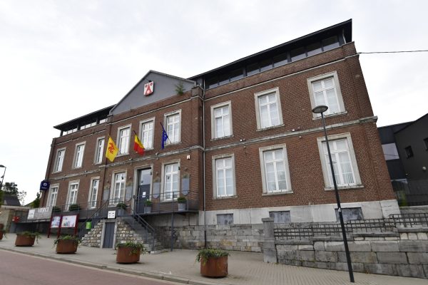 Außenansicht des Gemeindehauses von Baelen