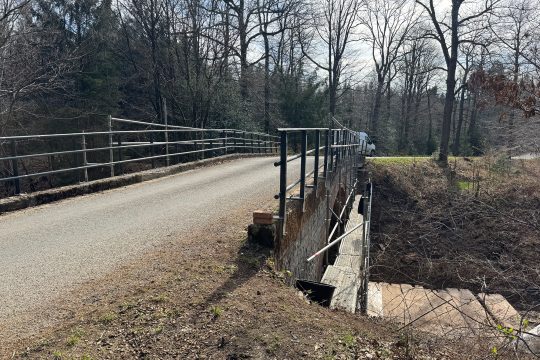 Arbeiten an der Brücke an der Straße "Breite Wege" in Raeren