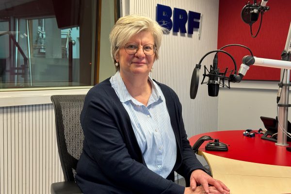 Cornelia Keutgen, Direktorin der AHS, im BRF-Studio