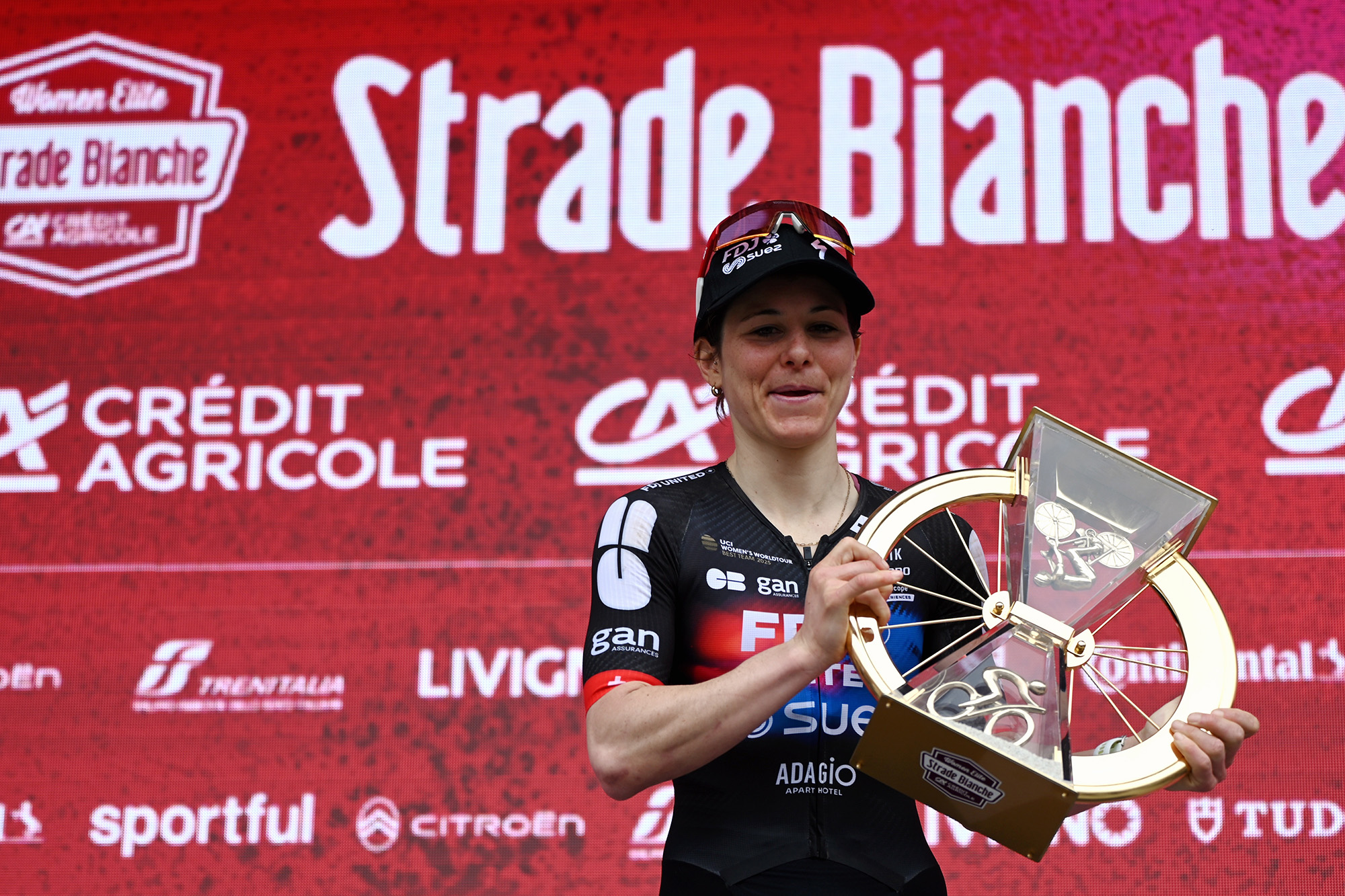 Schweizerin Elise Chabbey gewinnt Strade Bianche bei den Frauen