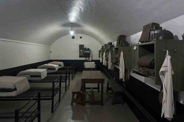 Unterkunft in der immersiven Ausstellung im Fort Eben-Emael