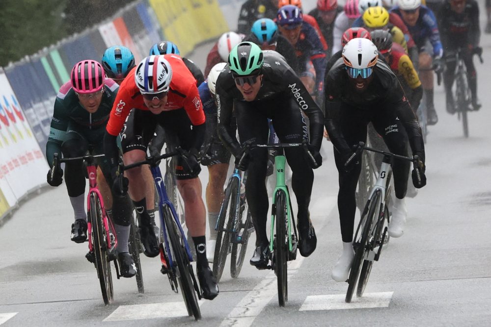 Dorian Godon gewinnt den Sprint bei der vorletzten Etappe von Paris-Nizza