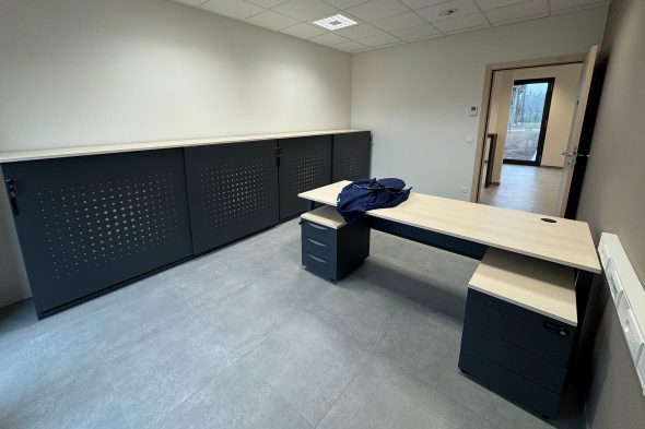 Büroraum im neuen Polizeigebäude auf Morsheck