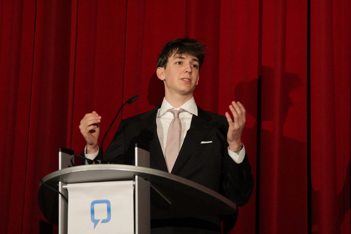 Mathéo Palm gewinnt die Rhetorika 2026