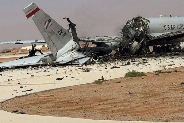 Bei iranischem Angriff zerstörtes US-Aufklärungsflugzeug in Saudi-Arabien