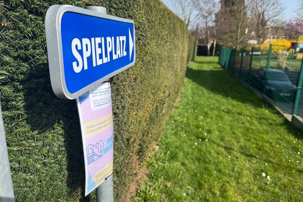 Spielplatz zwischen Bahndamm und Scheidweg