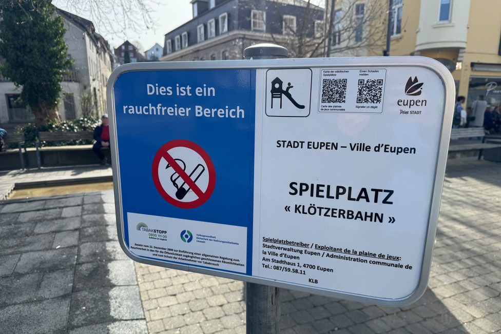 Schild am Spielplatz "Klötzerbahn" in Eupen