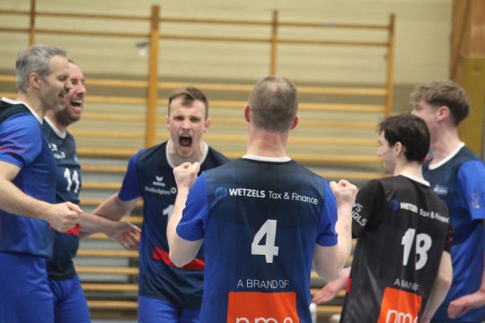 Sporta-Spieler jubeln