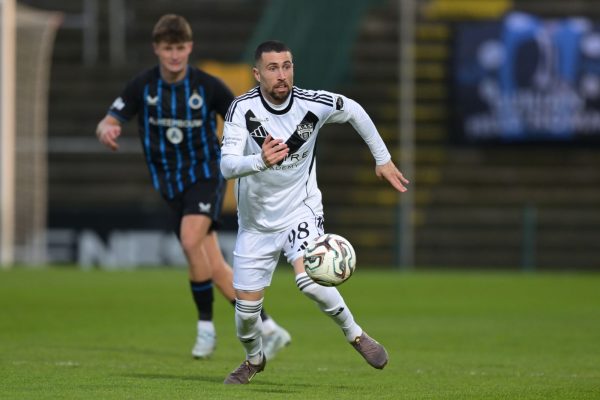Eupens Offensivspieler Kikas im Spiel gegen Club NXT