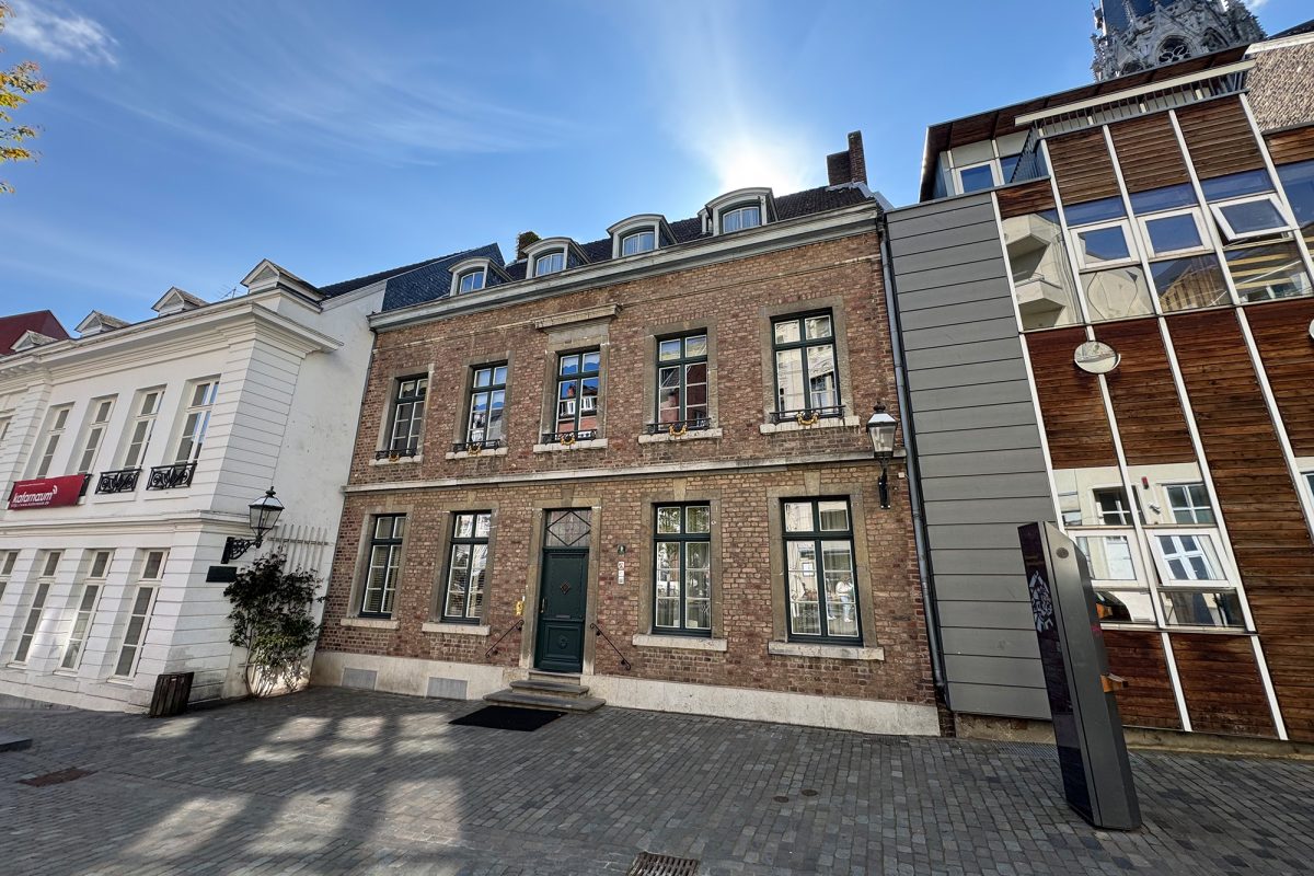 Gebäude mit historischer Fassade in Aachen