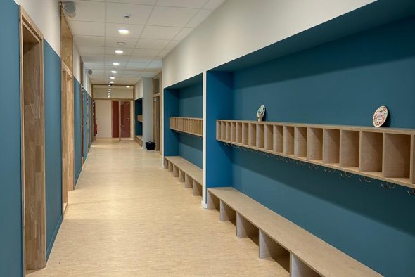 Flur im Neubau der Grundschule Herbesthal