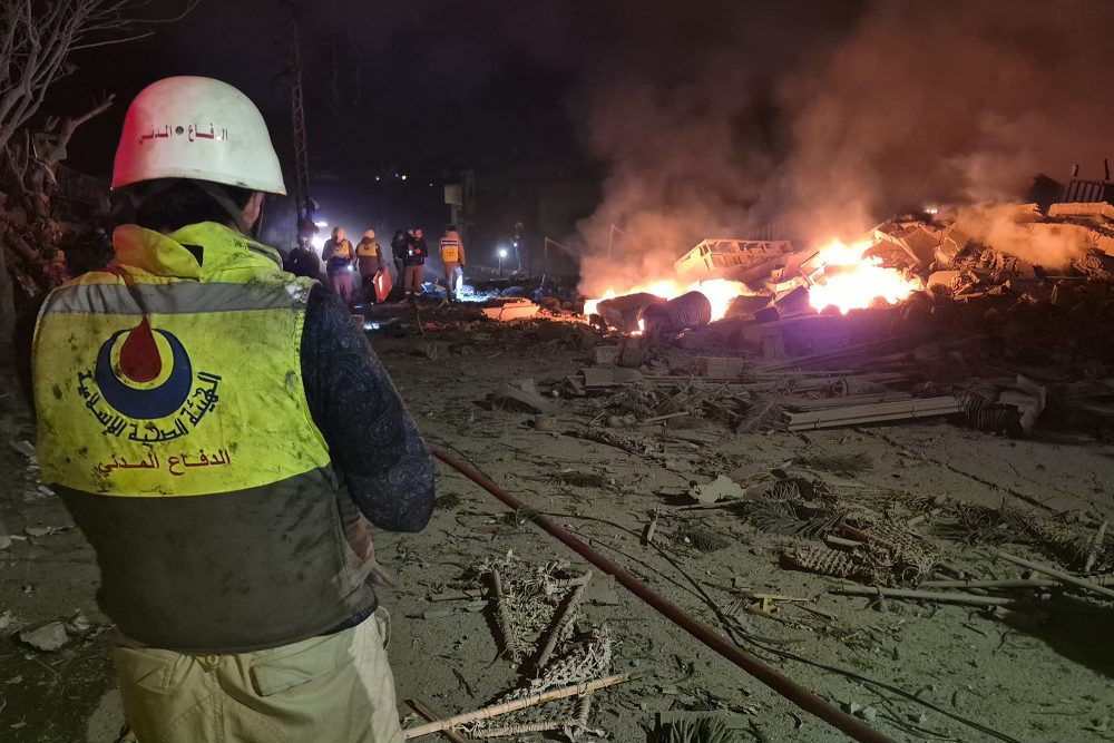 Brand nach einem israelischen Luftangriff auf das Dorf Habbouch im Süden des Libanon