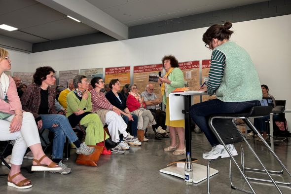 Historikerin Anne Morelli hält im Ikob einen Vortrag zum Thema Kriegspropaganda