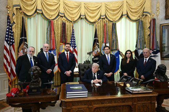 Treffen von Vertretern Israels und des Libanon im Weißen Haus am 23. April 2026