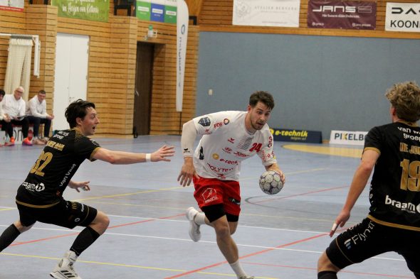 Nicolai Zidorn beim Spiel der KTSV Eupen gegen Aalsmeer