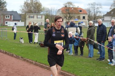 Brent De Wachter wird Zyeiter beim Volkslauf