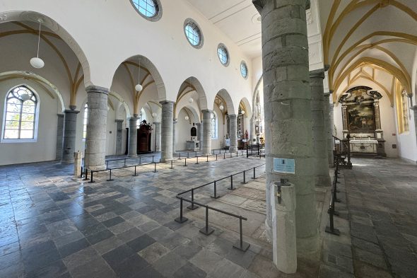 Innenraum der Kirche Saint-Georges