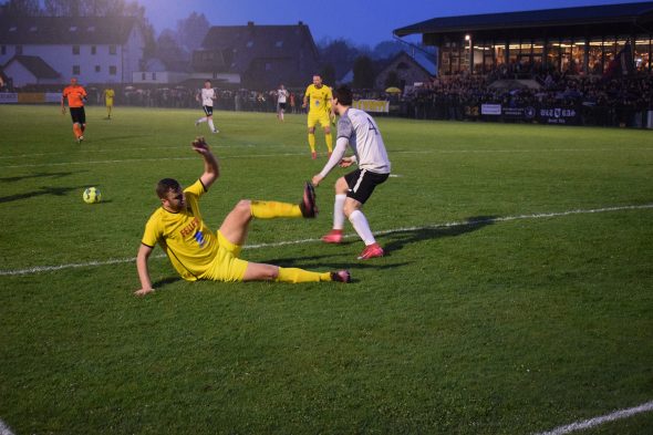 Spieler im Derby der 2. Provinzklasse C zwischen St. Vith und Weywertz