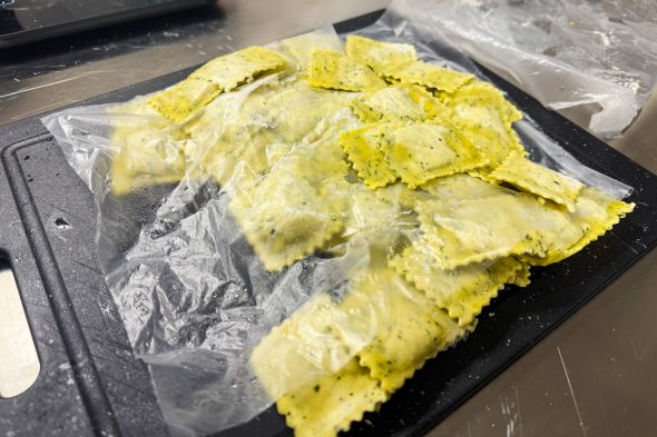 In der frisch renovierten Küche der Eupener Talsperre