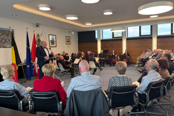 Der ZVS-Vorsitzende Dr. Jens Giesdorf spricht zu den geladenen Gästen