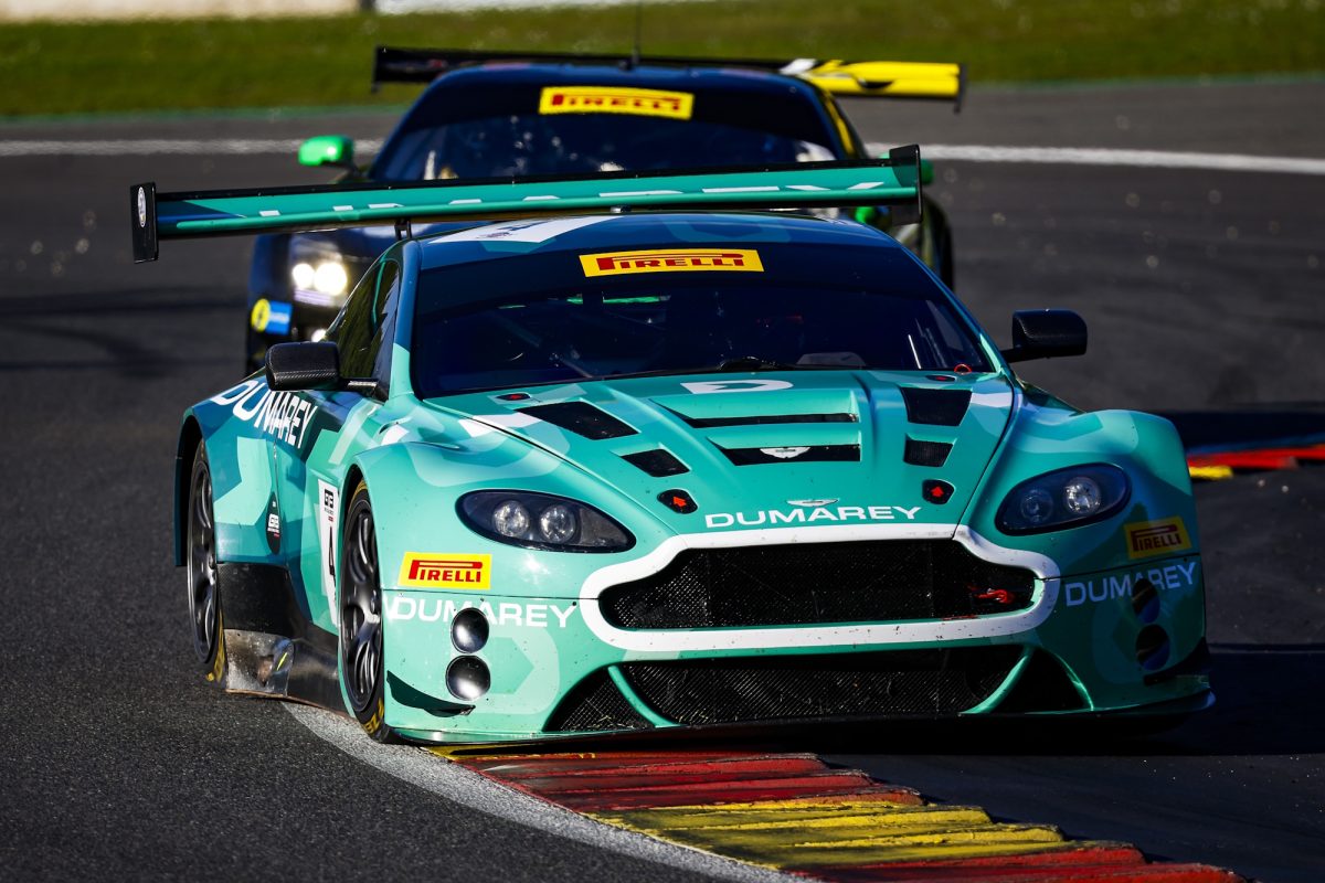 Guillaume Dumarey im Aston Martin V12 Vantage