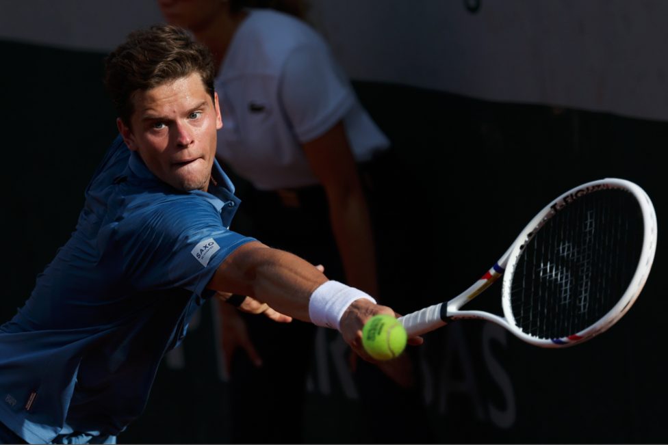 Alexander Blockx beim Match der ersten Runde bei den French Open