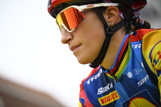 Die italienische Radsportlerin Elisa Balsamo in Nahaufnahme