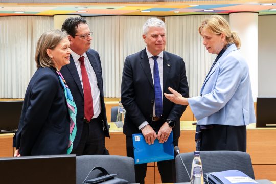 Minister Freches mit Kollegen in Brüssel