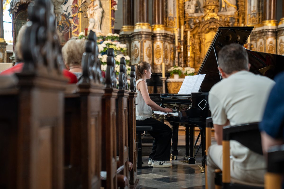 Künstler und Besucher beim Eupen Musik Marathon 2026