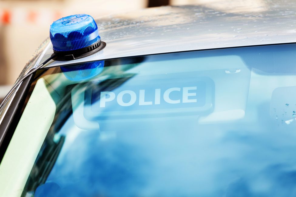 Französisches Polizeiauto mit Blaulicht