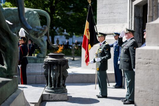 Gedenkveranstaltung zum Ende des Zweiten Weltkriegs am 8. Mai 2025 am Grab des Unbekannten Soldaten in Brüssel