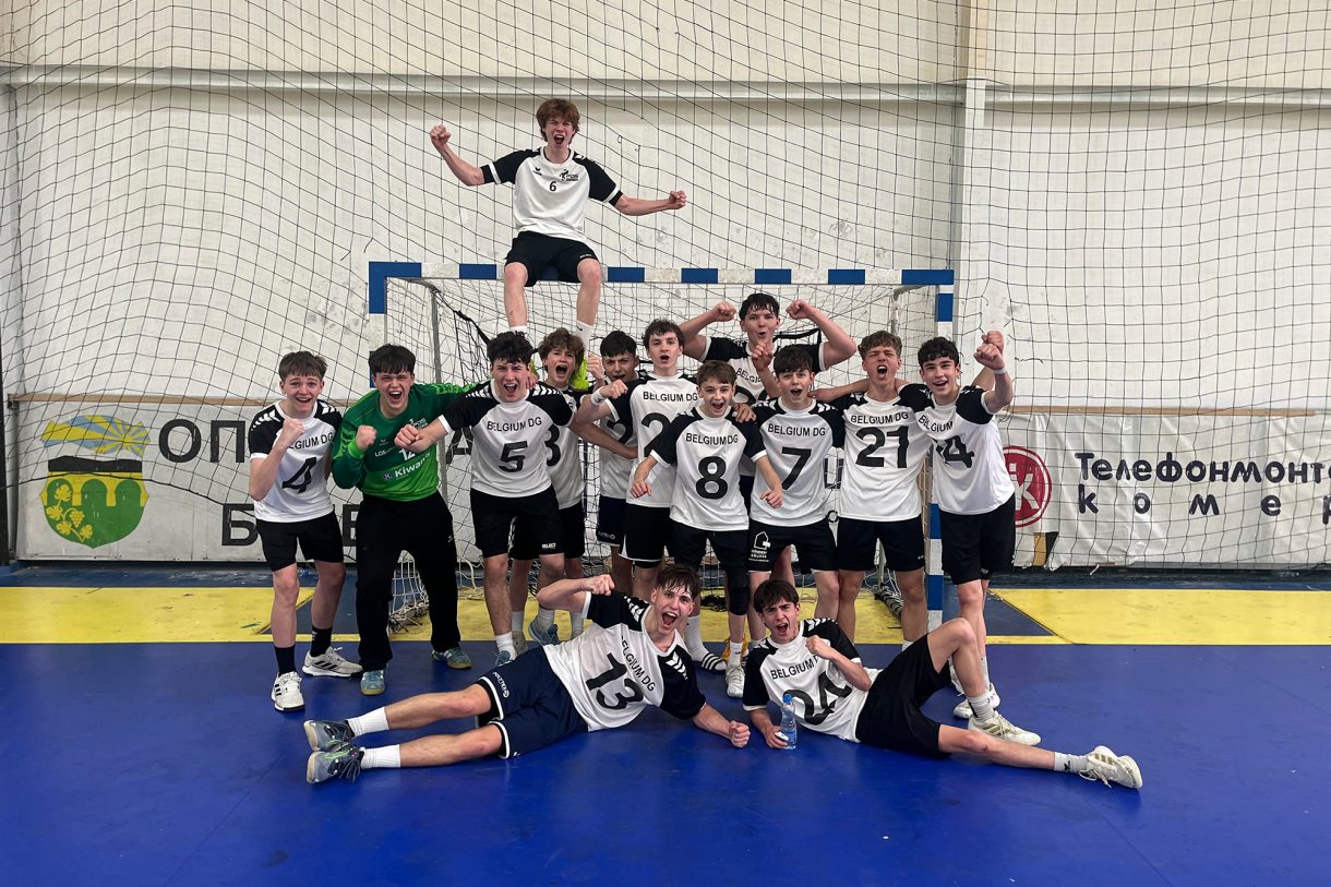 Jungs-Team der Pater-Damian-Schule Eupen bei der Handball-Schul-WM