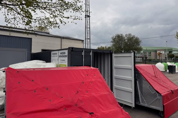 Idelux-Recyparcs: Container für wiederverwendbare Gegenstände holen die Dabei VoG in die Eifelgemeinden