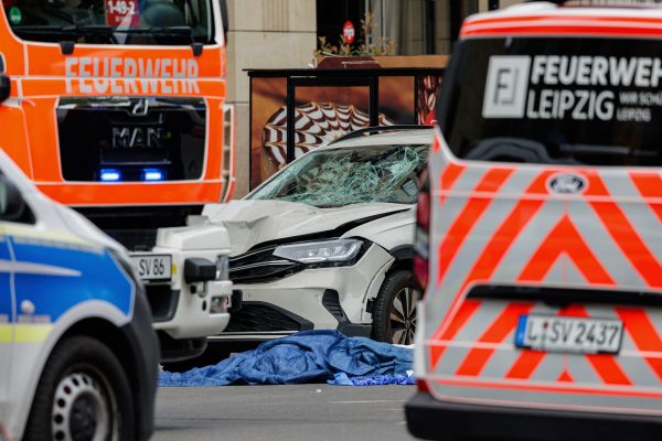 Rettungskräfte am Tatort der Leipziger Amokfahrt