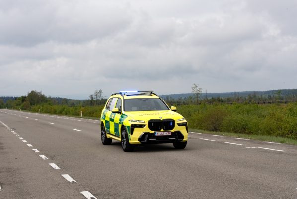 Neuer Notarztwagen für die Klinik St. Josef in St. Vith