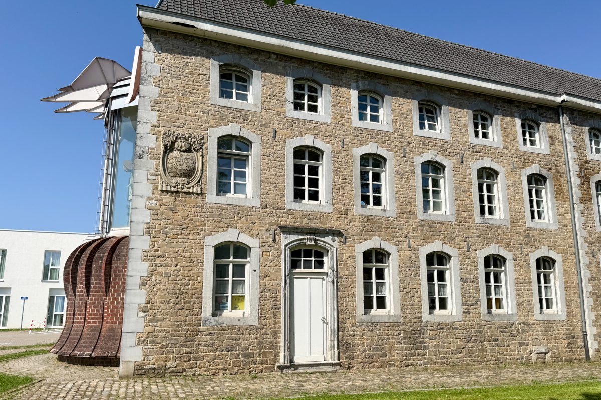 Außenansicht des Haus Rotenberg 33 in Eupen